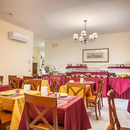 Hotel Alessandro Della Spina 3*