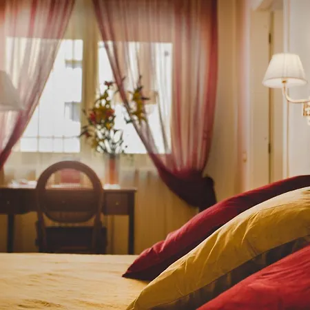 Alessandro Della Spina Hotel 3*
