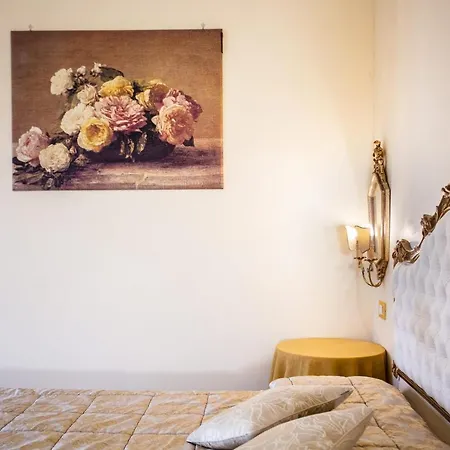 Alessandro Della Spina Hotel